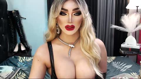 Snapshot of misschannel4sub chatting on 17, 2, 2025 PRIESTESS CHANNEL online show from 17, 2, 2025