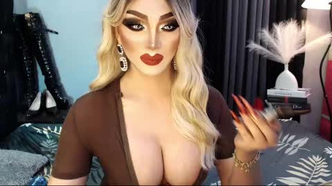 Snapshot of misschannel4sub chatting on 2, 3, 2025 PRIESTESS CHANNEL online show from 2, 3, 2025