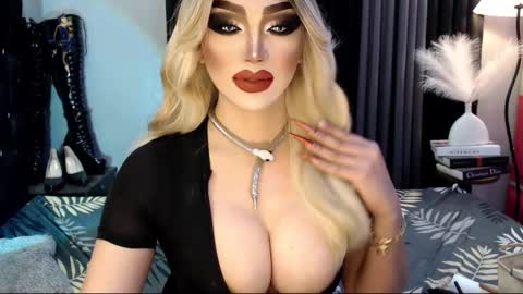 Snapshot of misschannel4sub chatting on 9, 3, 2025 PRIESTESS CHANNEL online show from 9, 3, 2025