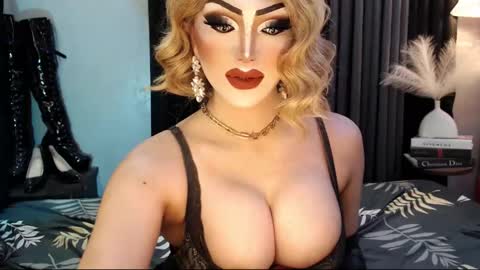 Snapshot of misschannel4sub chatting on 16, 9, 2025 PRIESTESS CHANNEL online show from 16, 9, 2025