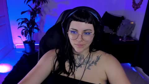 Snapshot of misscharlottte_18 chatting on 17, 1, 2025 Missy Charlottte. Hey remember to give me a thumbs up ty online show from 17, 1, 2025