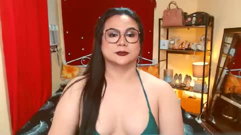 Snapshot of missdominantbigcockx chatting on 17, 10, 2025 missdominantbigcockx online show from 17, 10, 2025