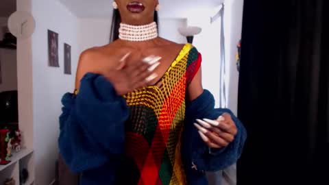 Snapshot of missemilie1 chatting on 3, 3, 2026 Emilie Diaz online show from 3, 3, 2026