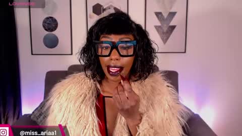 Snapshot of missemilie1 chatting on 4, 7, 2026 Emilie Diaz online show from 4, 7, 2026