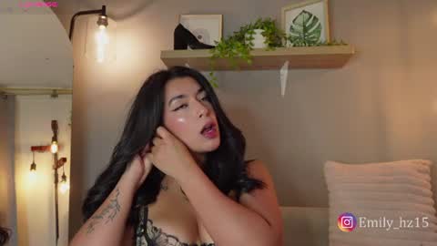Snapshot of missemily_11 chatting on 24, 7, 2026 Yuliana online show from 24, 7, 2026