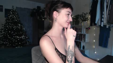 missfiti online show from 15, 12, 2024