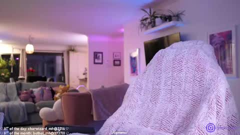 Lexi Bitch Tits Baked Goldfish Howl Miss Zero Remeber The First online show from 16, 2, 2025