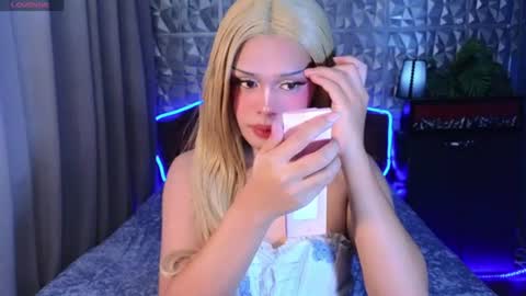 Snapshot of missionary_addiction_cumshot chatting on 21, 6, 2026 im your queen steffie online show from 21, 6, 2026