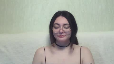 missis mona online show from 4, 1, 2025