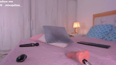 A N N Y online show from 12, 12, 2024