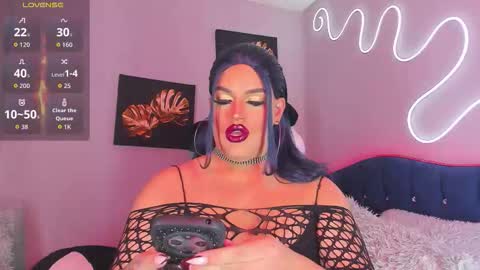 kassandra lazcano online show from 14, 9, 2025