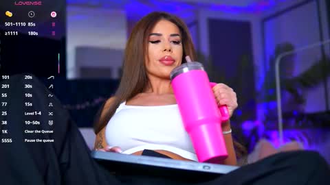 misskiarra online show from 13, 2, 2026