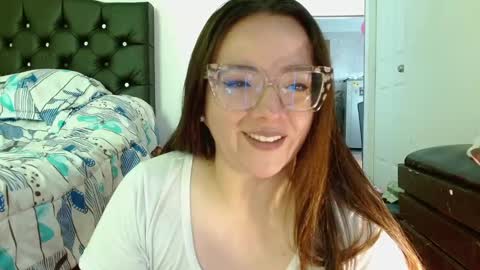 eva   online show from 28, 2, 2025