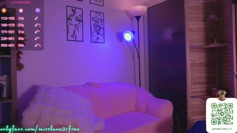 Snapshot of misslana21 chatting on 19, 5, 2026 MissLana21 online show from 19, 5, 2026