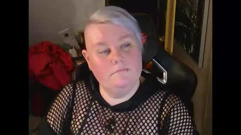 Snapshot of misslj90 chatting on 2, 5, 2026 misslj90 online show from 2, 5, 2026