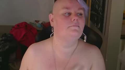 Snapshot of misslj90 chatting on 3, 5, 2026 misslj90 online show from 3, 5, 2026