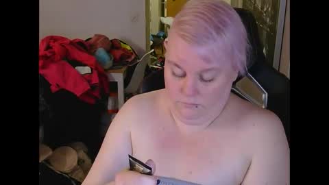 Snapshot of misslj90 chatting on 5, 5, 2026 misslj90 online show from 5, 5, 2026