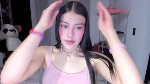 missloren333 online show from 8, 1, 2025