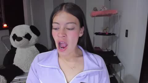 missloren333 online show from 11, 3, 2025