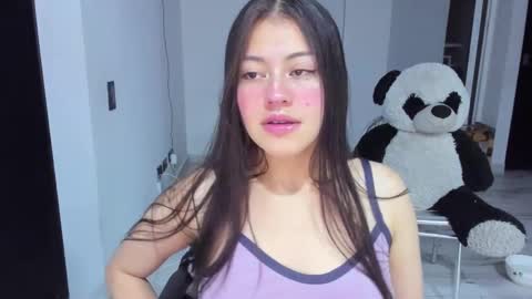 missloren333 online show from 4, 11, 2025