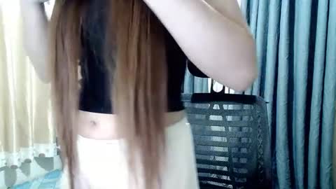 Snapshot of missmayeth chatting on 12, 12, 2024 mayeth online show from 12, 12, 2024