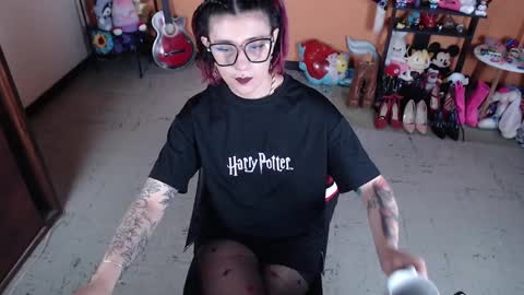 Miss Mia online show from 9, 1, 2025