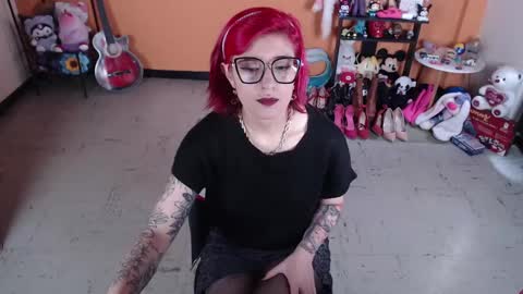 Miss Mia online show from 5, 2, 2025