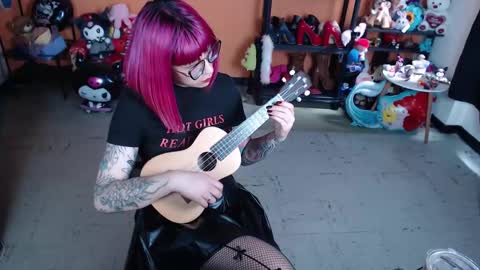 Snapshot of missmia2 chatting on 1, 2, 2026 Miss Mia online show from 1, 2, 2026