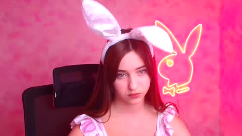 Mia online show from 19, 11, 2025