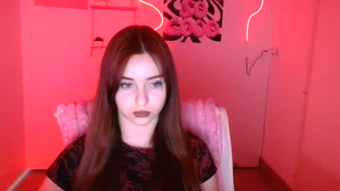 Mia online show from 24, 11, 2025