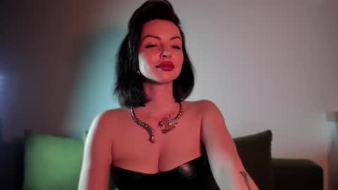   online show from 10, 10, 2025