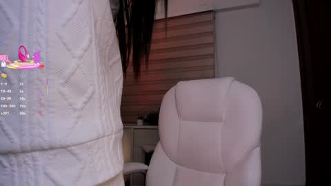 Snapshot of missnataly_ chatting on 5, 3, 2025 Nataly Rivas online show from 5, 3, 2025