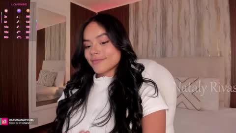 Snapshot of missnataly_ chatting on 8, 9, 2025 Nataly Rivas online show from 8, 9, 2025