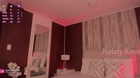 Snapshot of missnataly_ chatting on 21, 10, 2025 Nataly Rivas online show from 21, 10, 2025