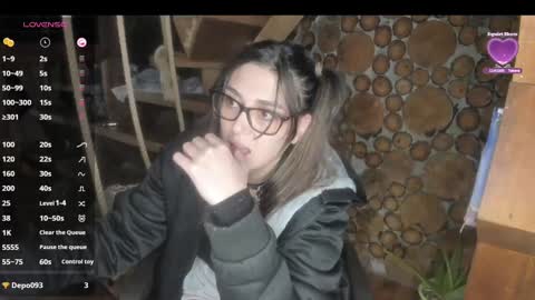 Snapshot of misspink152015 chatting on 20, 1, 2025 sarah online show from 20, 1, 2025