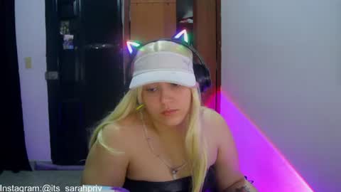 Snapshot of misspink152015 chatting on 20, 7, 2026 sarah online show from 20, 7, 2026