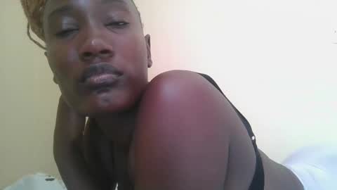 pretty gal online show from 6, 3, 2025