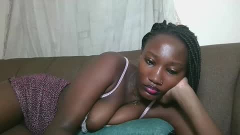 pretty gal online show from 22, 10, 2025