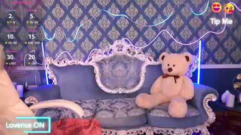 Snapshot of missrossi chatting on 17, 9, 2025 missrossi online show from 17, 9, 2025