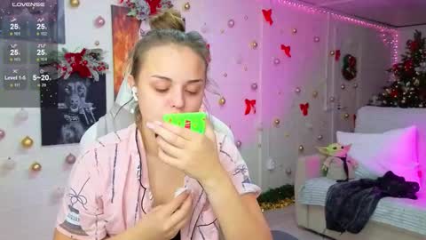 Snapshot of misss_viki chatting on 9, 1, 2026 . online show from 9, 1, 2026