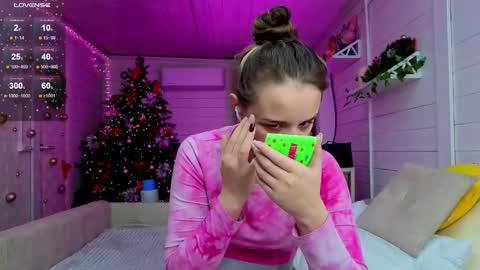 Snapshot of misss_viki chatting on 11, 1, 2026 . online show from 11, 1, 2026