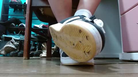 TELL ME MISS online show from 11, 3, 2026