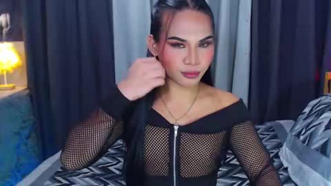 misstrishontop online show from 5, 12, 2024