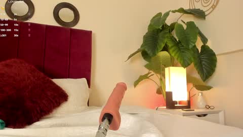 Valeria Davila online show from 24, 12, 2024