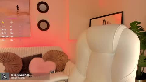 Valeria Davila online show from 8, 5, 2026