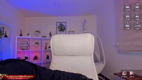 Snapshot of missvancouver_ chatting on 18, 12, 2025 Mafe Jimenez online show from 18, 12, 2025