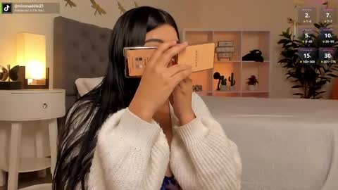 Snapshot of missvancouver_ chatting on 16, 4, 2026 Mafe Jimenez online show from 16, 4, 2026