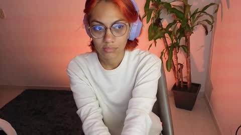 IG MISSVENUSS1 online show from 4, 11, 2025