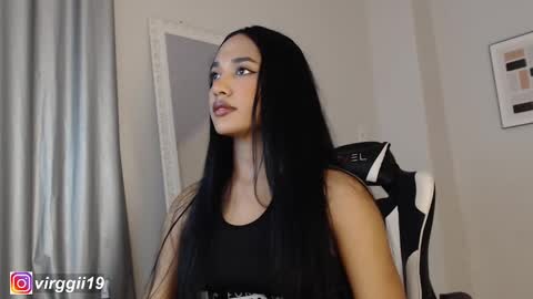 missvirggii online show from 31, 10, 2025