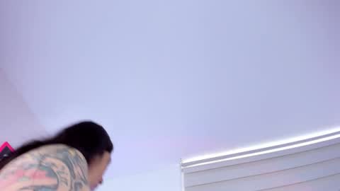 Pau OFmissweetpeach online show from 15, 1, 2026